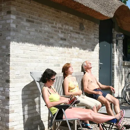 בית נופש In Netherlands Near The Coast סחורל